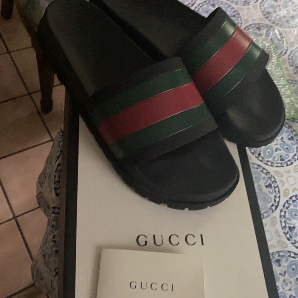 Gucci slides
